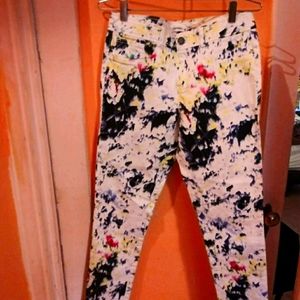 Calvin Klein womens size 8 splatter jeans